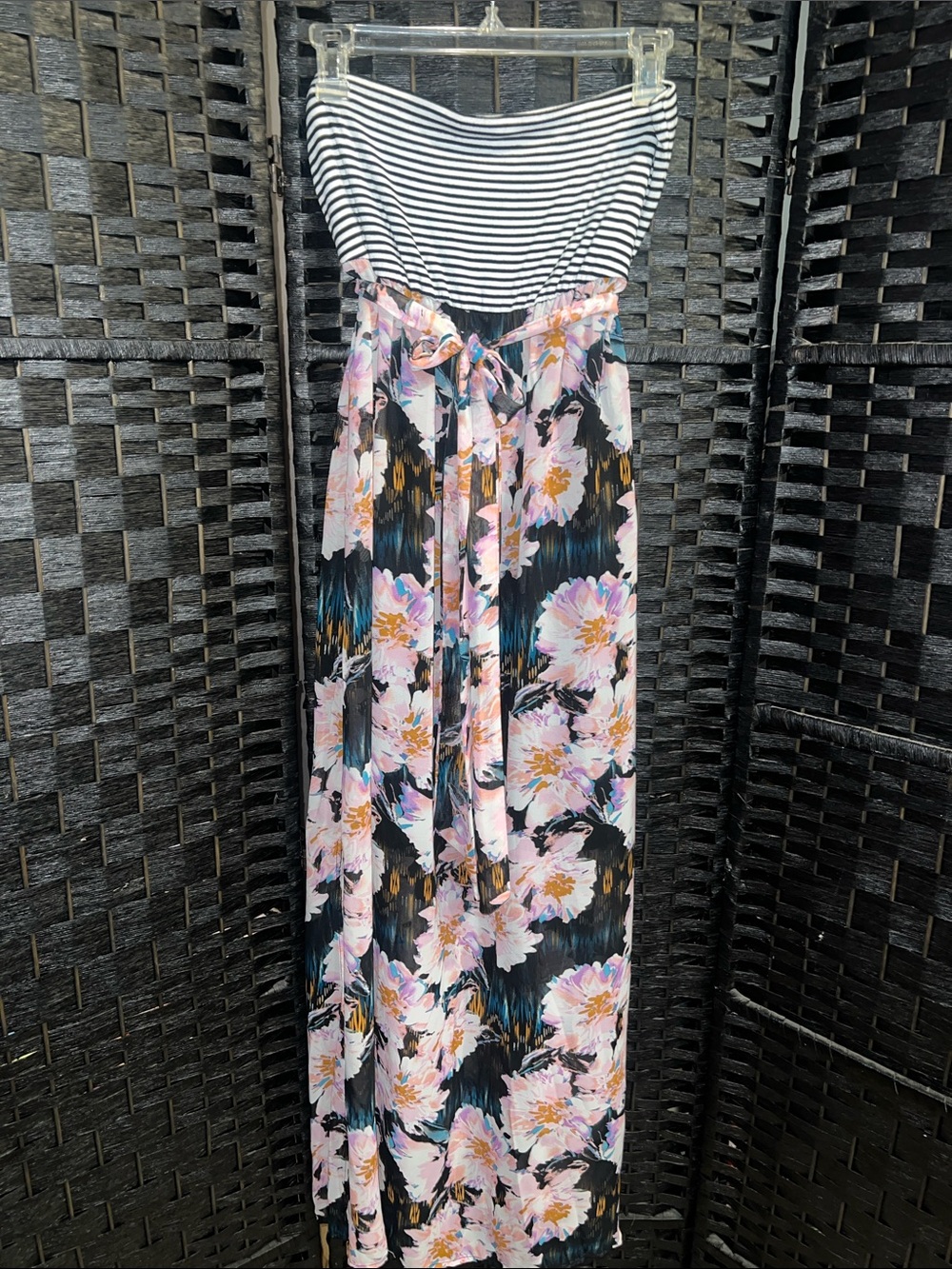 Xhilaration Black & White Striped floral flowy bottom strapless dress M